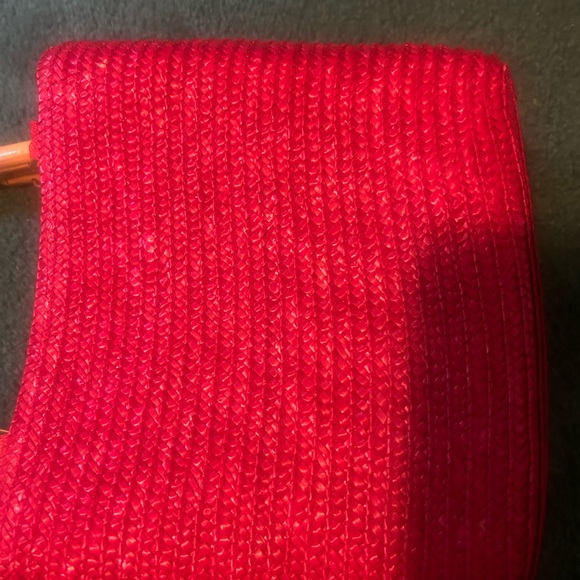 Raspberry Woven Handbag with Bamboo Handles - Picture 4 of 4